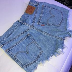 Levi Jean Shorts